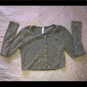 Cropped Gray Long Sleeve Blouse